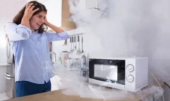 Чи потрібен стабілізатор напруги?